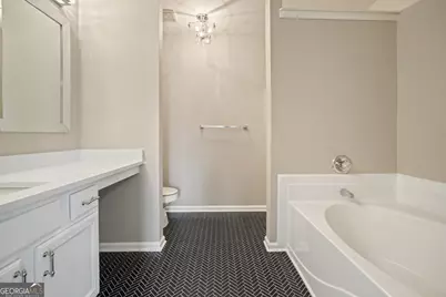 2045 Lakeshore Overlook Drive NW, Kennesaw, GA 30152 - Photo 36