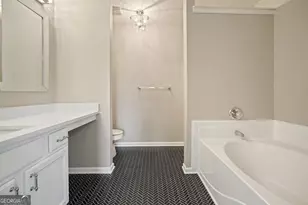 2045 Lakeshore Overlook Dr NW, Kennesaw, GA 30152 - Photo 36