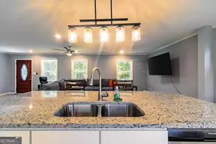 4380 Janice Dr, Atlanta, GA 30337 - Photo 8