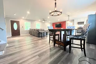 4380 Janice Dr, Atlanta, GA 30337 - Photo 2