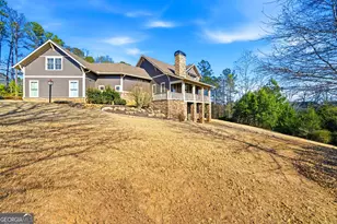 227 Skyview Ct, Newnan, GA 30265 - Photo 2