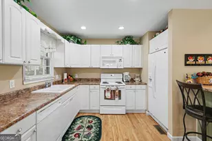 542 Eastern Cross Ln, Clayton, GA 30525 - Photo 12