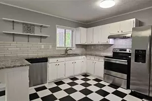 1096 Deleon Ct, Clarkston, GA 30021 - Photo 10