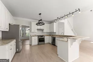 225 Ruby Forest Pkwy, Suwanee, GA 30024 - Photo 16