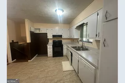 6859 Mystic Lane, Morrow, GA 30260 - Photo 6