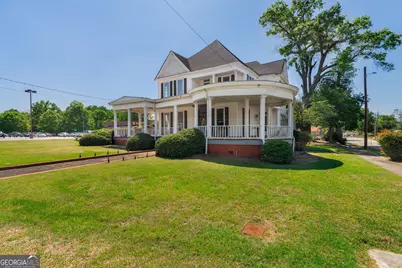 302 S Harris Street, Sandersville, GA 31082 - Photo 2