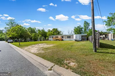 1916 Danielle Drive, Waycross, GA 31503 - Photo 20
