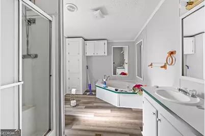 1916 Danielle Drive, Waycross, GA 31503 - Photo 8