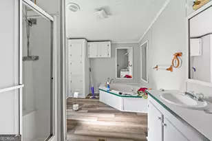 1916 Danielle Dr, Waycross, GA 31503 - Photo 8