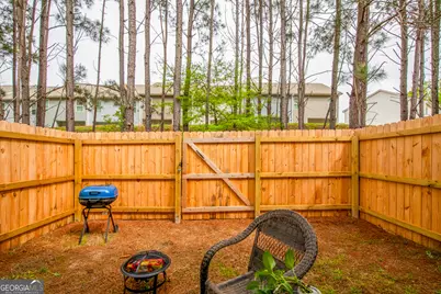 6096 Oakley Road, Union City, GA 30291 - Photo 8