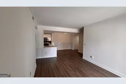1075 Peachtree Walk NE #221, Atlanta, GA 30309 - Photo 6