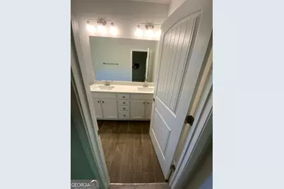 832 Hidden Hollow Circle, Commerce, GA 30529 - Photo 6