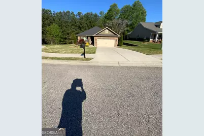832 Hidden Hollow Circle, Commerce, GA 30529 - Photo 1
