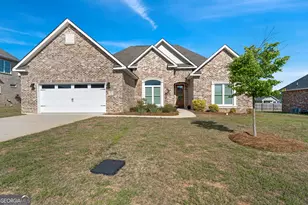 611 Jeffery Thomas Dr, Bonaire, GA 31005 - Photo 1