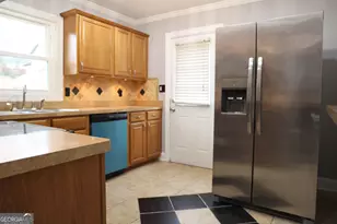 2657 SE Crestdale Circle, Atlanta, GA 30316 - Photo 4