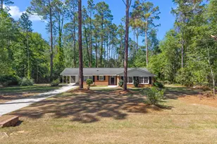31 Golf Club Cir, Statesboro, GA 30458 - Photo 2