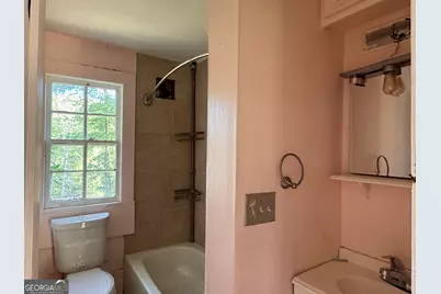 699 NW Hillcrest Drive, Gainesville, GA 30501 - Photo 6