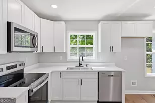 165 Pearl St, Clarkesville, GA 30523 - Photo 10