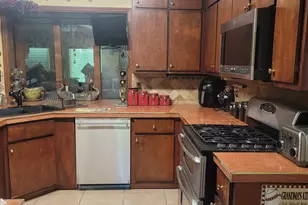 5059 Seabrook Pl, Stone Mountain, GA 30087 - Photo 4