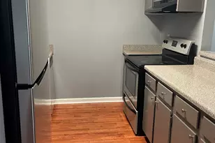 2213 Huntingdon Chase, Sandy Springs, GA 30350 - Photo 2