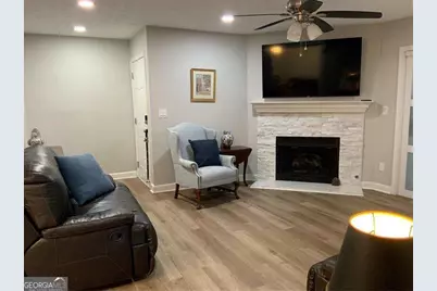 1701 Parkaire Crossing, Marietta, GA 30068 - Photo 6