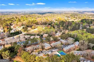 1701 Parkaire Crossing, Marietta, GA 30068 - Photo 14