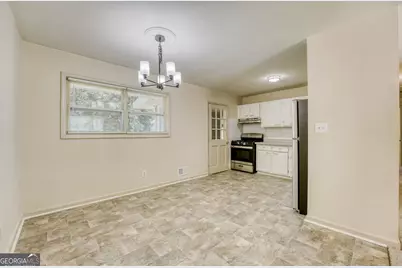 1340 Pineglen Drive, Riverdale, GA 30296 - Photo 4