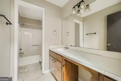 2932 Marsh Lane, Stone Mountain, GA 30087 - Photo 10