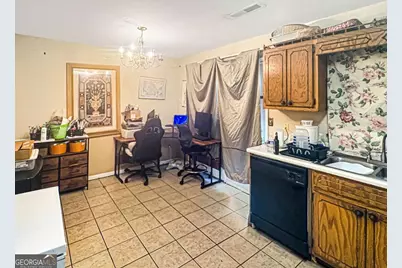 664 Browning Lane SE, Conyers, GA 30013 - Photo 6