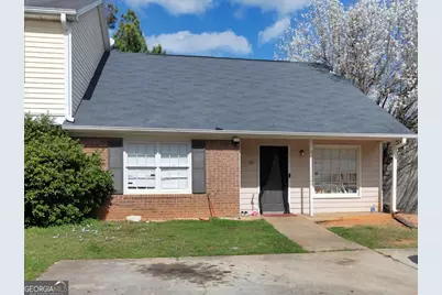 660 Browning Lane SE, Conyers, GA 30013 - Photo 2