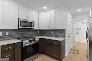 1558 Tanglewood Way NW, Conyers, GA 30012 - Photo 8