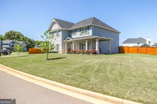 207 Bella Notte Cir, Warner Robins, GA 31088 - Photo 2