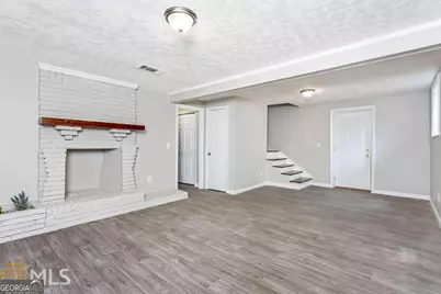 7124 Lady Heidi Court, Jonesboro, GA 30236 - Photo 10