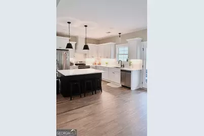 85 Woodfin Way, Social Circle, GA 30025 - Photo 4