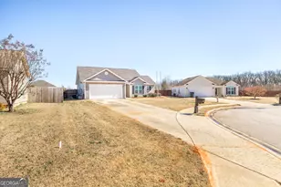 204 Allington Walk, Warner Robins, GA 31088 - Photo 2