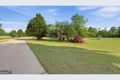 1202 Hodges Circle, Mansfield, GA 30055 - Photo 10