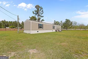 223 Primrose Ln, Baxley, GA 31513 - Photo 2