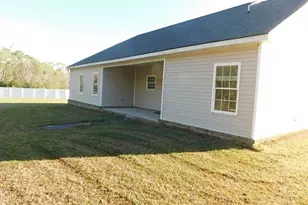 217 Fallen Leaf Dr, Brooklet, GA 30415 - Photo 2