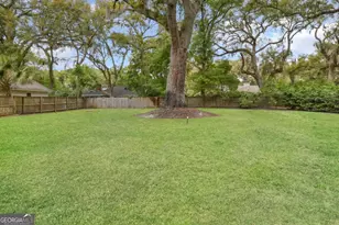 205 Youngwood Dr, Saint Simons, GA 31522 - Photo 24