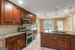 437 Savannah Pl, McDonough, GA 30253 - Photo 8