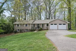 8360 Lanier Dr, Cumming, GA 30041 - Photo 22