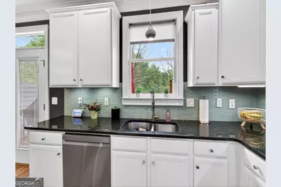 1079 Marietta Boulevard NW #7, Atlanta, GA 30318 - Photo 12