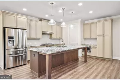 1011 Towneship Way, Roswell, GA 30075 - Photo 4