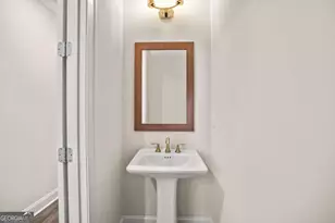 1011 Towneship Wy, Roswell, GA 30075 - Photo 32