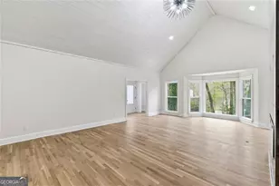 7170 Riverside Dr NW, Atlanta, GA 30328 - Photo 10