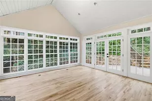 7170 Riverside Dr NW, Atlanta, GA 30328 - Photo 12