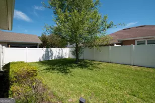 102 Miller Ct, Kingsland, GA 31548 - Photo 6