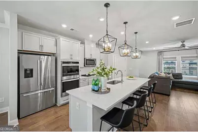 116 Altamaha Trail, Woodstock, GA 30188 - Photo 2