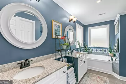 3235 Maple Terrace Drive, Suwanee, GA 30024 - Photo 10