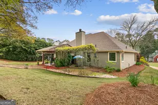 3235 Maple Terrace Dr, Suwanee, GA 30024 - Photo 32